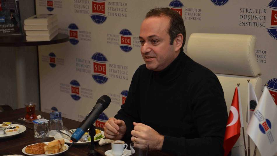 Christos Teazis, SDE'de Haftalık Cumartesi Kahvaltısına Katıldı