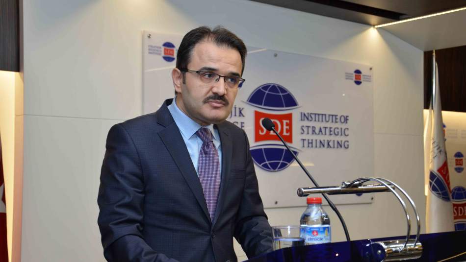 SDE Gelecek Nesil Akademisi, ‘Diaspora ve Göç’ Başlıklı Dersle Başladı