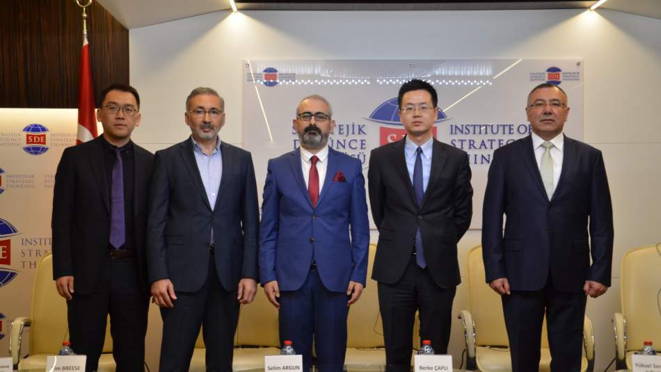 Çin Büyükelçiliği Heyeti SDE'yi Ziyaret Etti