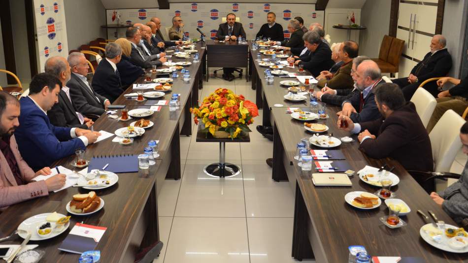 Cumartesi Sohbeti'nde Bu Hafta: Mahir Ünal, Kahramanmaraş Milletvekili