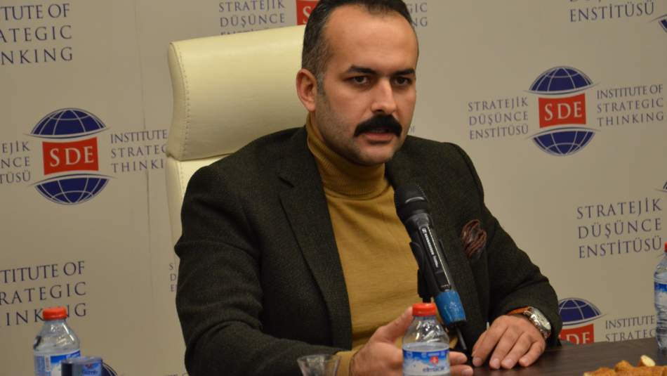 Cumartesi Sohbeti'nde Bu Hafta: İçişleri Bakanlığı Daire Başkanı Mithat Can Kutluca