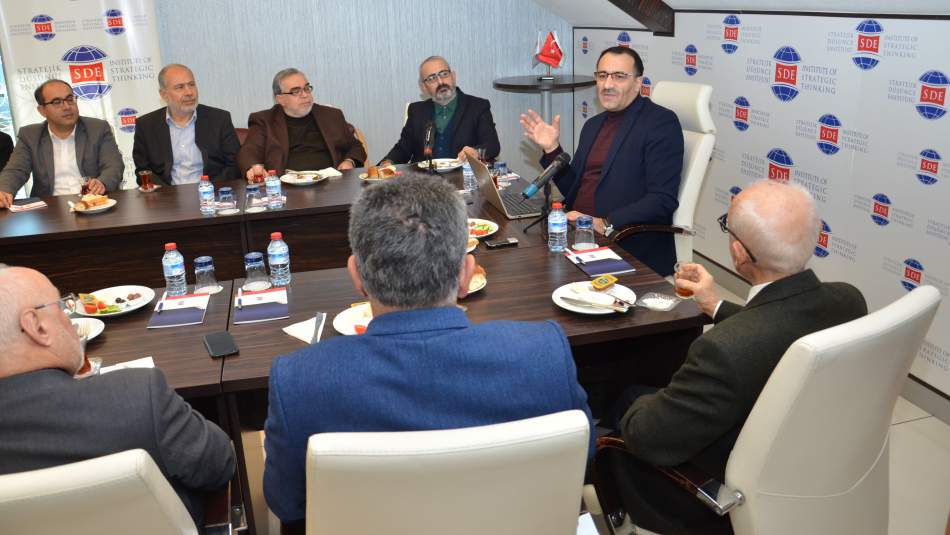 Cumartesi Sohbeti'nde Bu Hafta: Prof. Dr. Erdal Tanas Karagöl