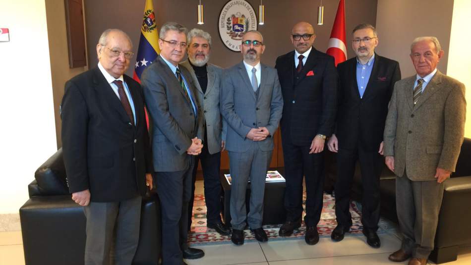 SDE Heyeti Venezuela Büyükelçisini Ziyaret etti