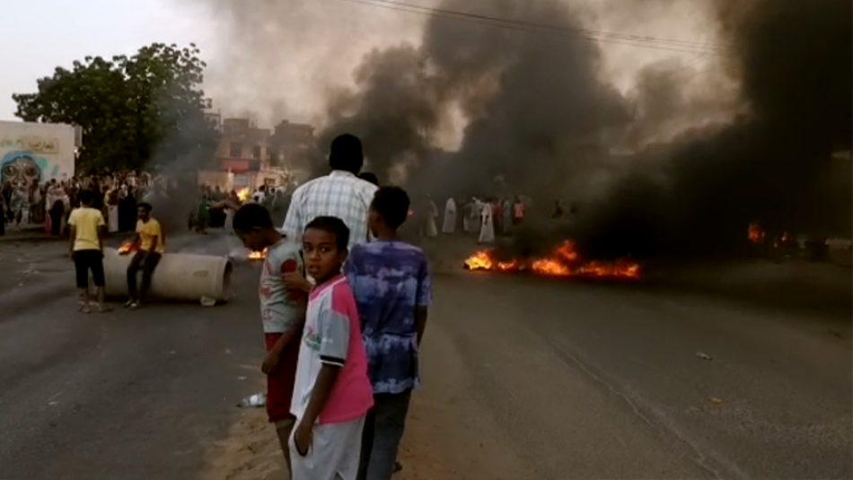 Sudan'da Darbe Girişimi: Başbakan Gözaltına Alındı