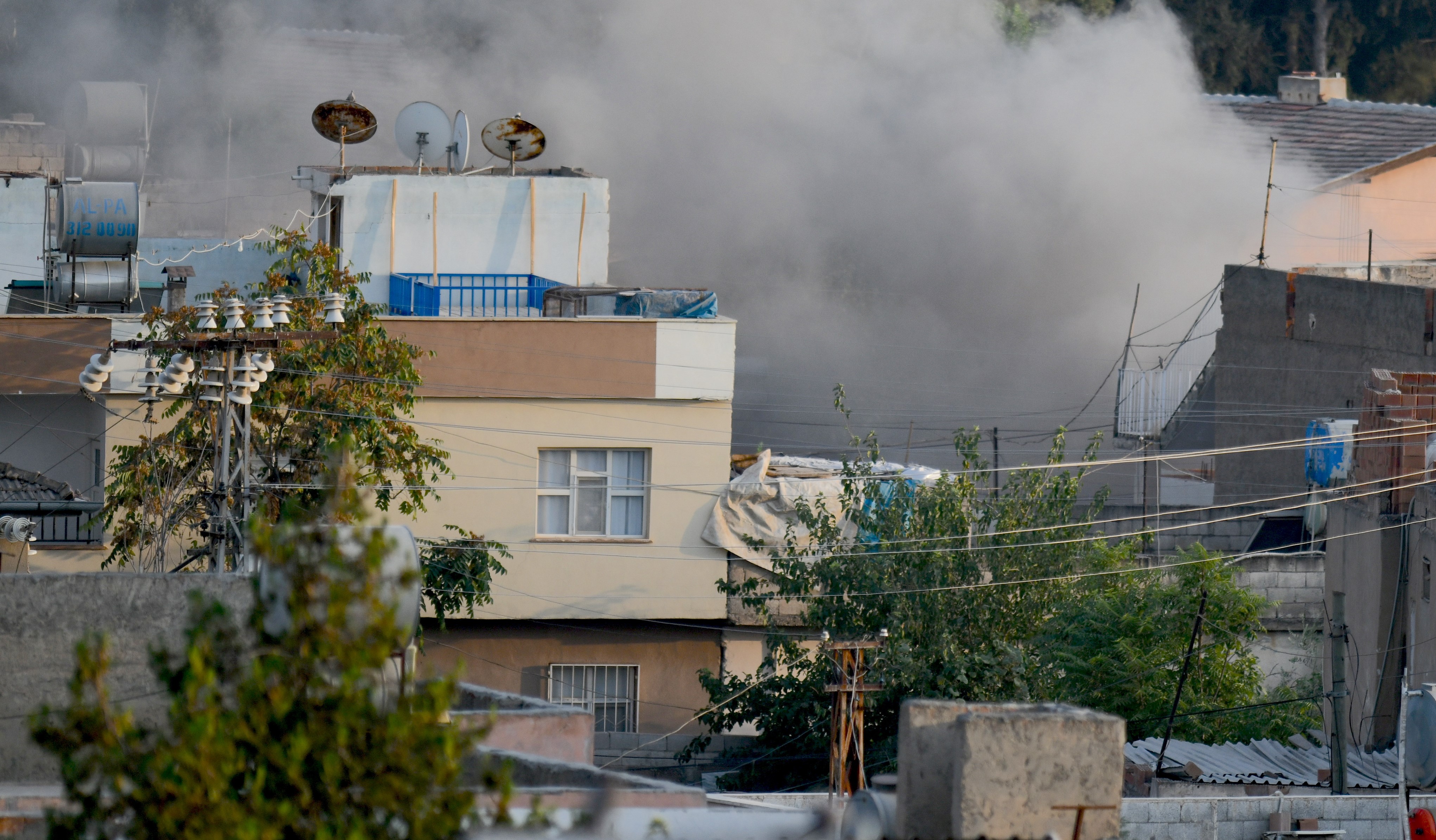 Ceylanpınar'a 2 Havan Mermisi Düştü