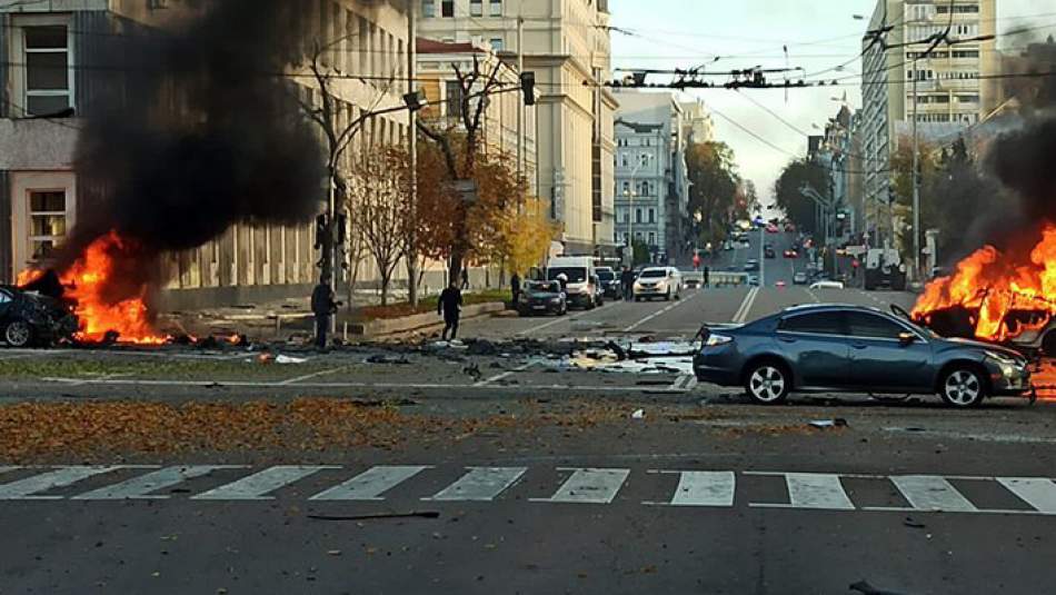 Rusya'nın Kiev'e Saldırısında 8 Kişi Öldü, 24 Kişi Yaralandı