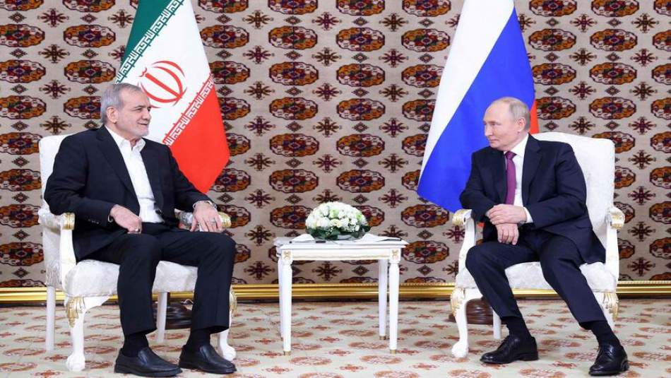 Putin ve Pezeşkiyan İlk Kez Aşkabat’ta Yüz Yüze Görüştüler