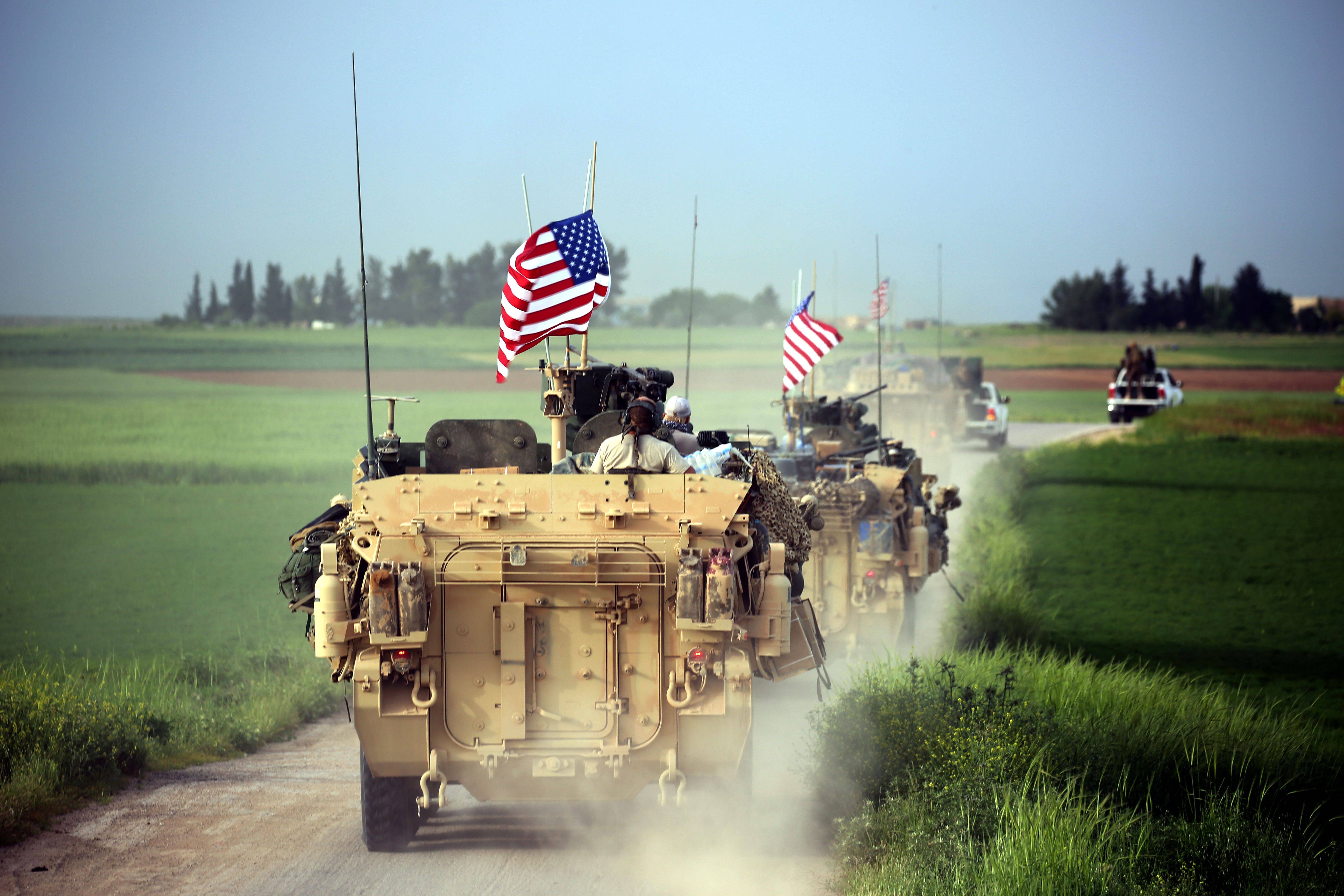 ABD'den YPG'ye 200 araçlık silah yardımı