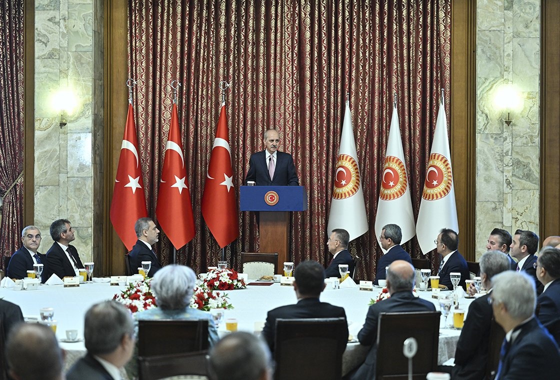 "Afrika Kıtasındaki Uyanış Dünya Siyasetinin Kökten Değişeceğinin İşaretidir"