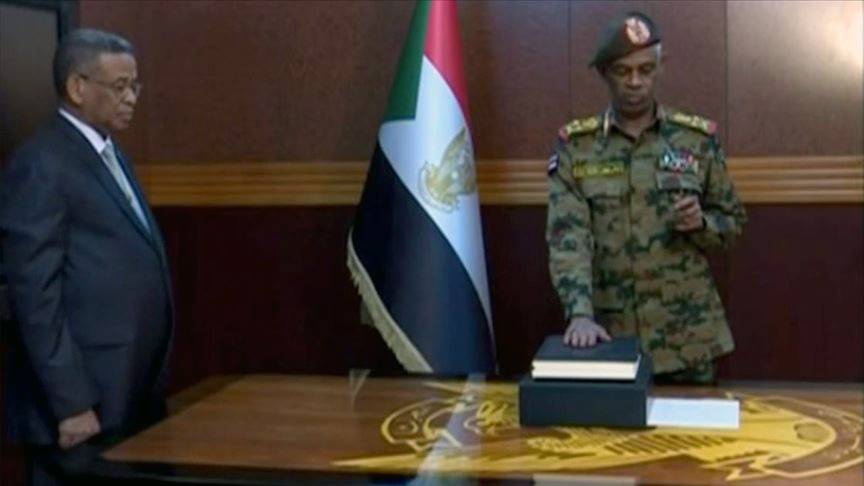 Sudan'da 2 Yıllık Geçiş Dönemi Başladı