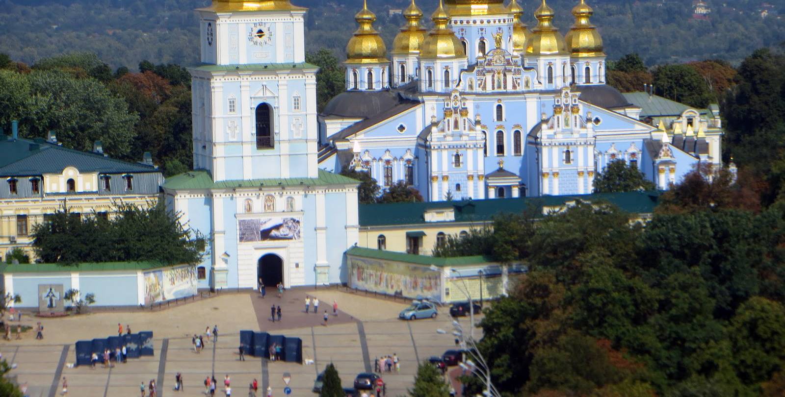 Ortodoks Dünyasında Savaş: Kiev'deki kilise Fener Rum Patrikhanesine devrediliyor