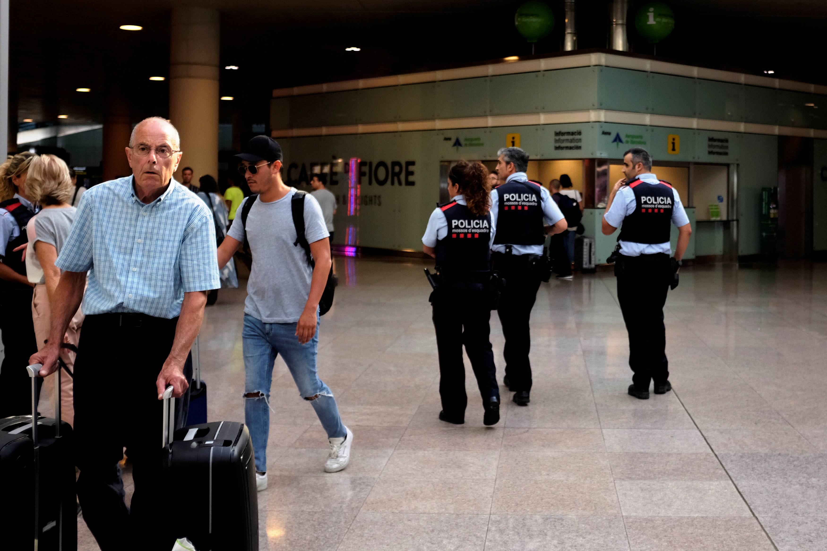 Barselona'da iki trende bomba alarmı