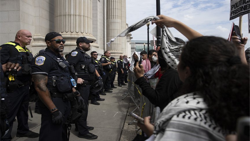 Netanyahu New York'ta Büyük Protestolarla Karşılandı, ABD Polisi Müdahale Etti