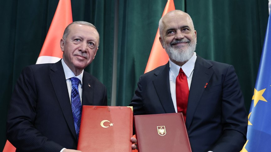 Cumhurbaşkanı Erdoğan Arnavutluk'ta Edi Rama ile Görüştü