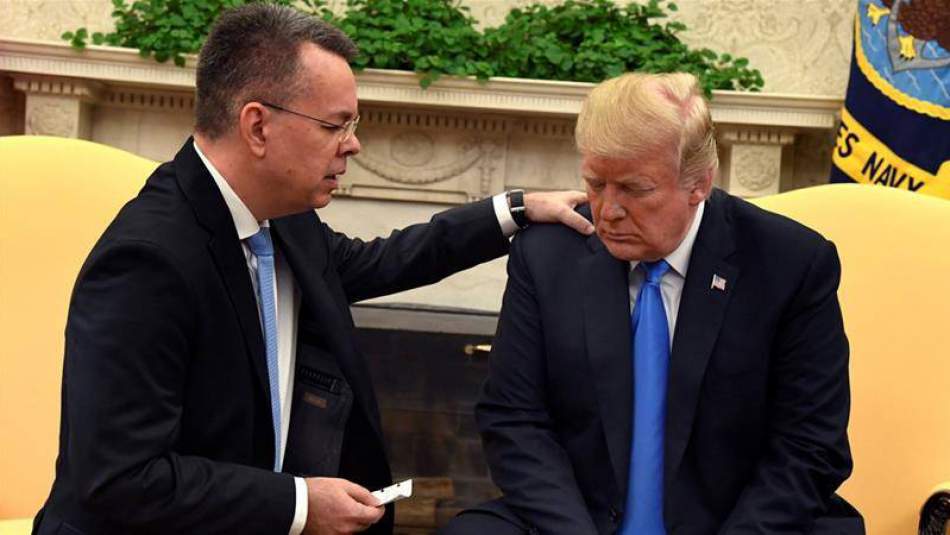 Brunson Beyaz Saray'da Trump'la buluştu