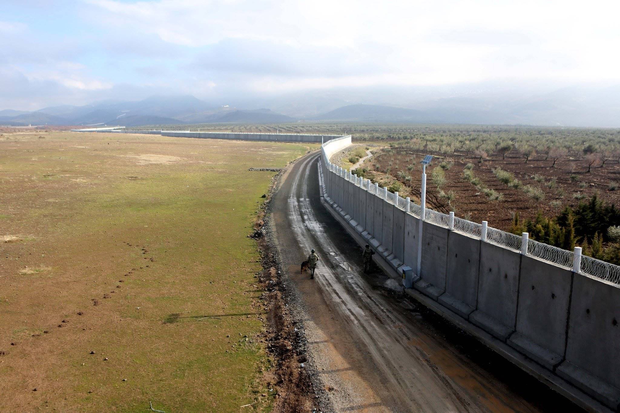 888 kilometrelik güvenlik duvarı tamamlandı