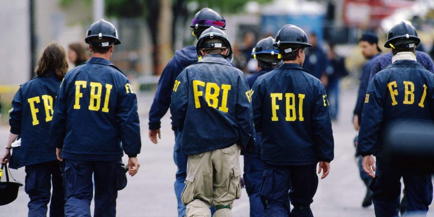 FBI, 4 Rusya vatandaşını gözaltına aldı