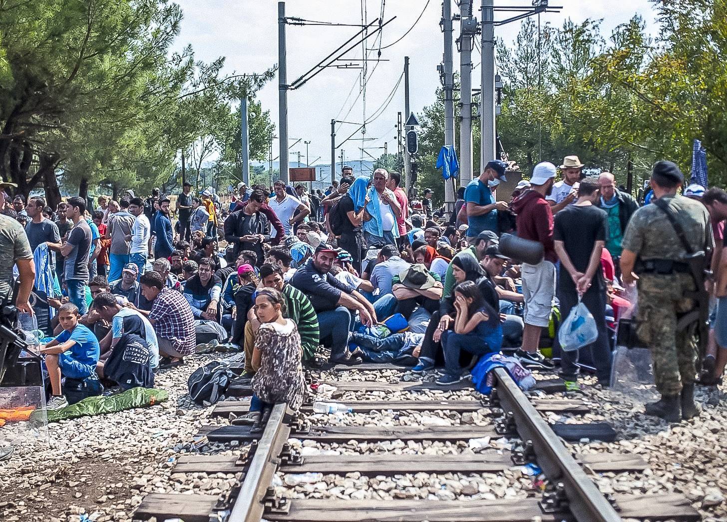 AB sığınmacı krizini Arnavutluk'ta çözme peşinde