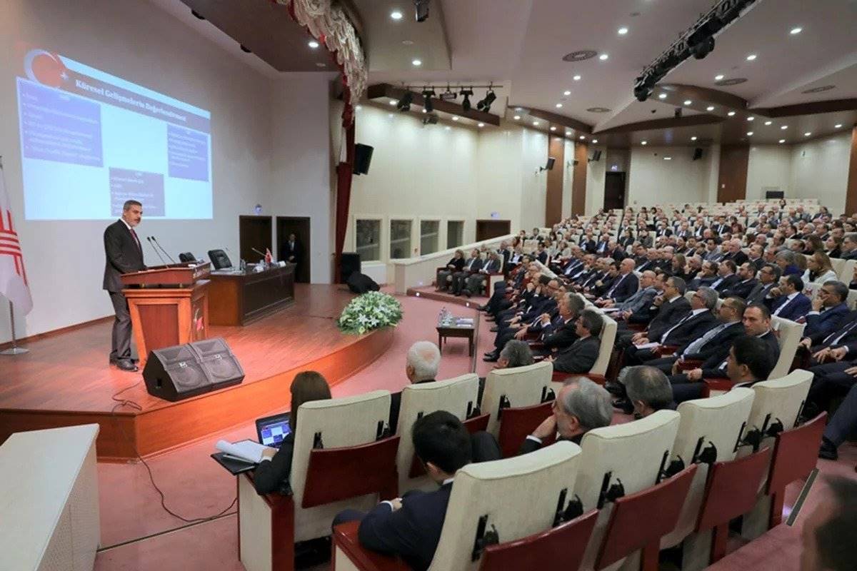 MİT Başkanı Hakan Fidan'dan YÖK'te Konferans