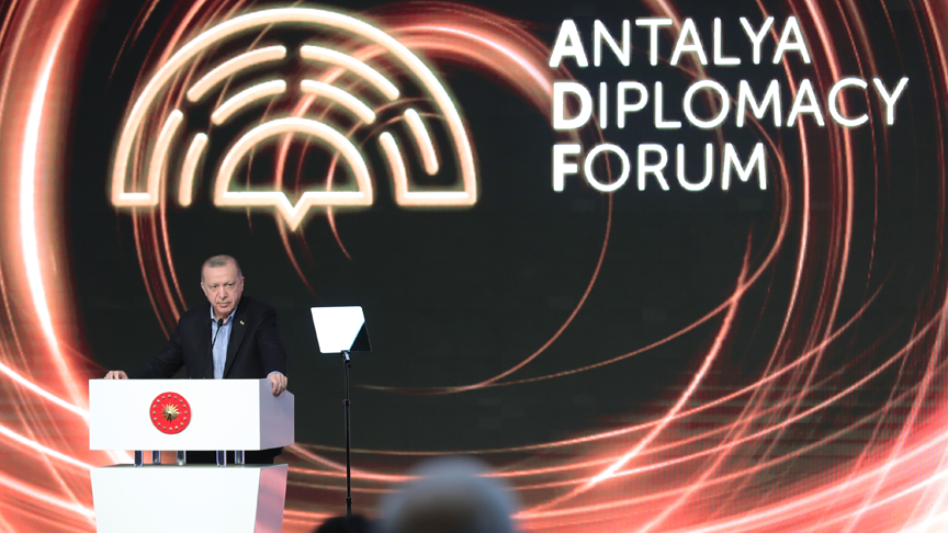 SDE Başkanı Doç. Dr. Güray Alpar Antalya Diplomasi Forumu'na Katıldı