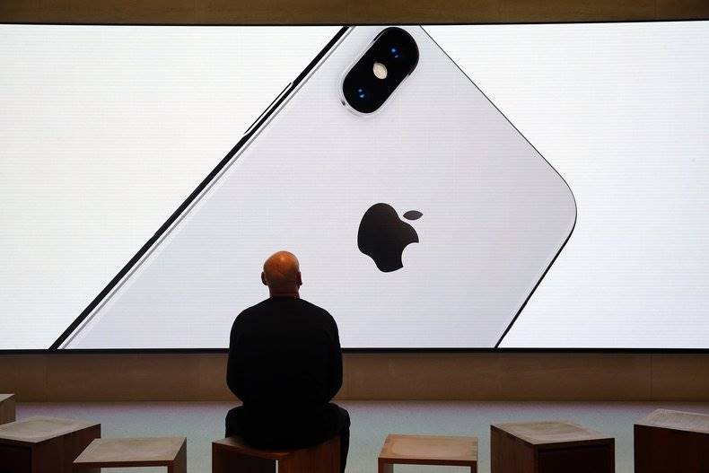 Apple, küresel piyasalarda pazar payını kaybediyor