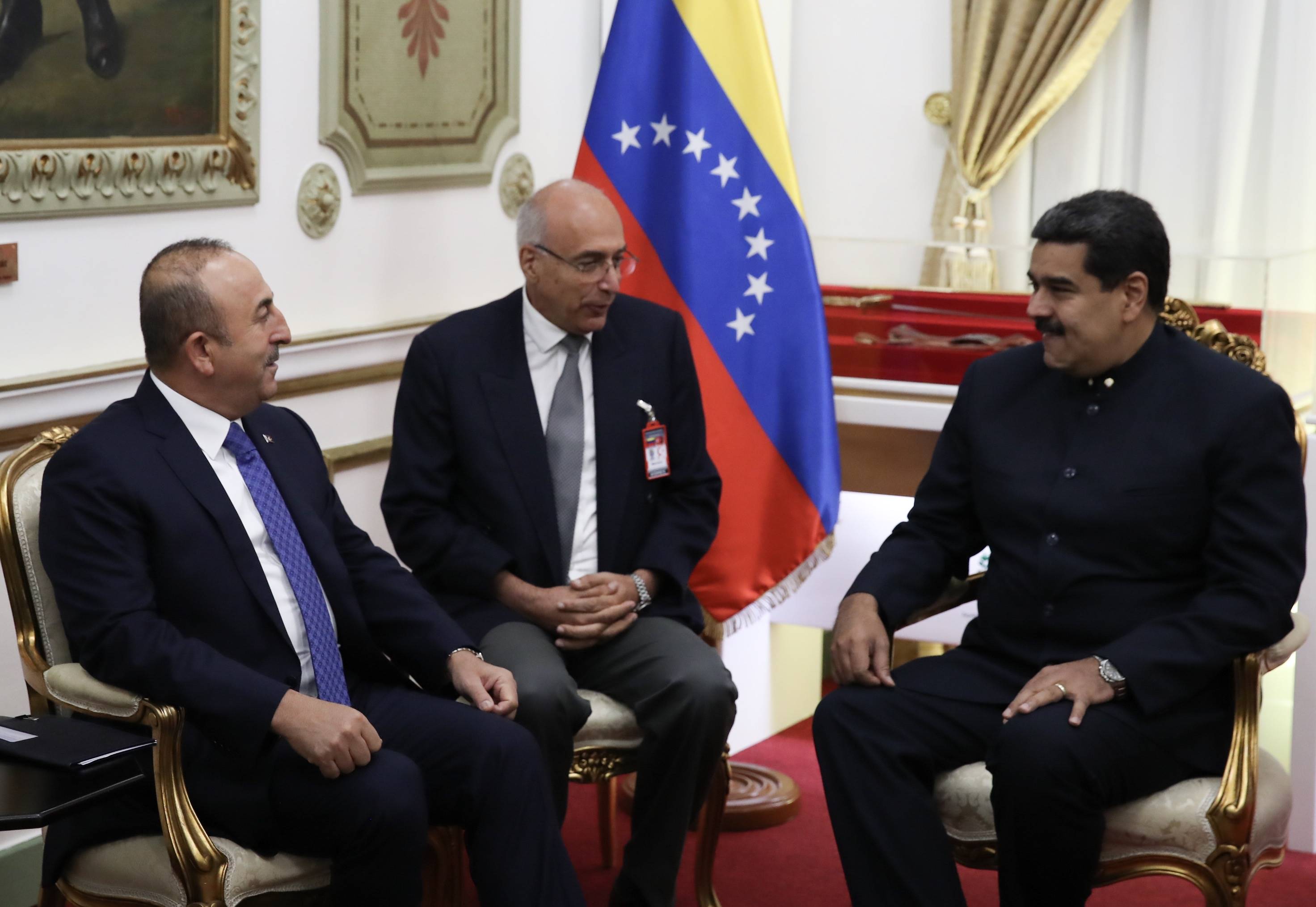 Dışişleri Bakanı Çavuşoğlu Venezuela Devlet Başkanı Maduro ile görüştü