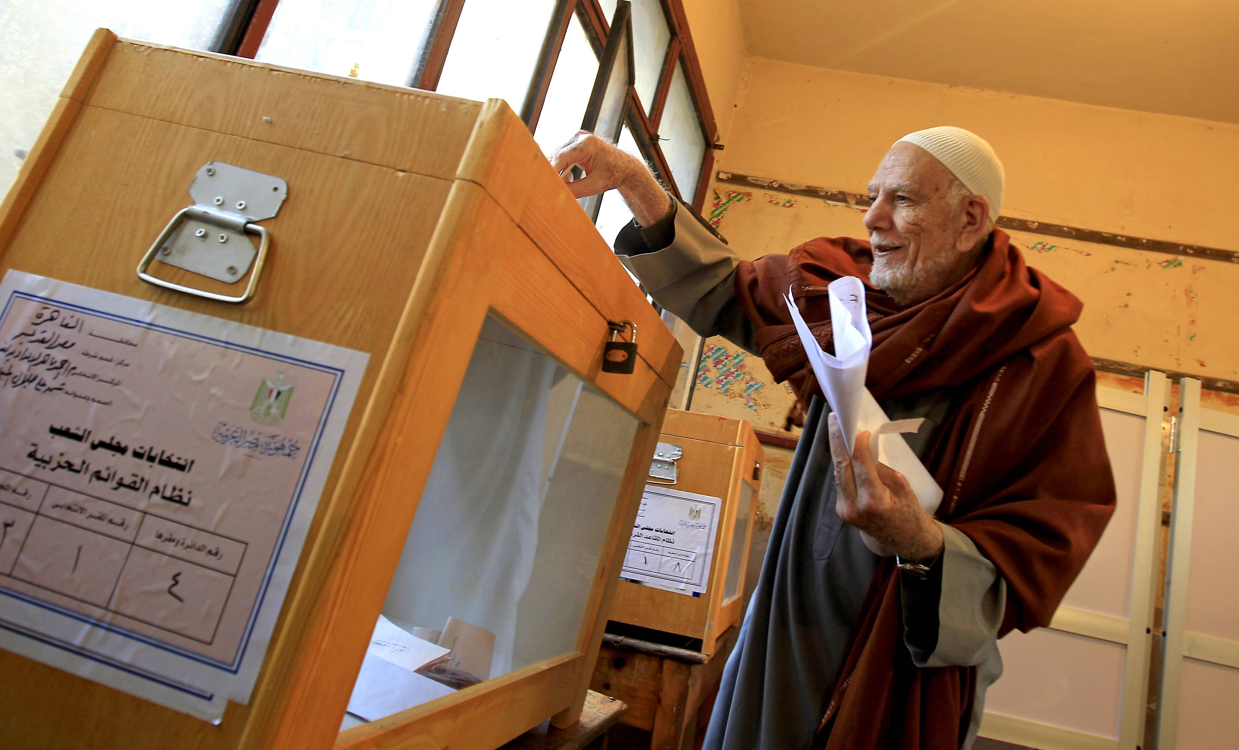 Mısır'da Referandum Bugün Sona Erecek