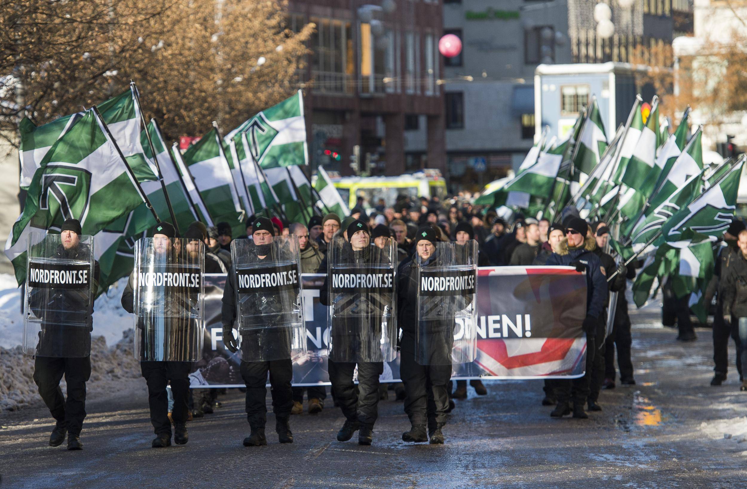 Avrupa'nın 'en radikal' Neonazileri İskandinav ülkelerinde hızla büyüyor