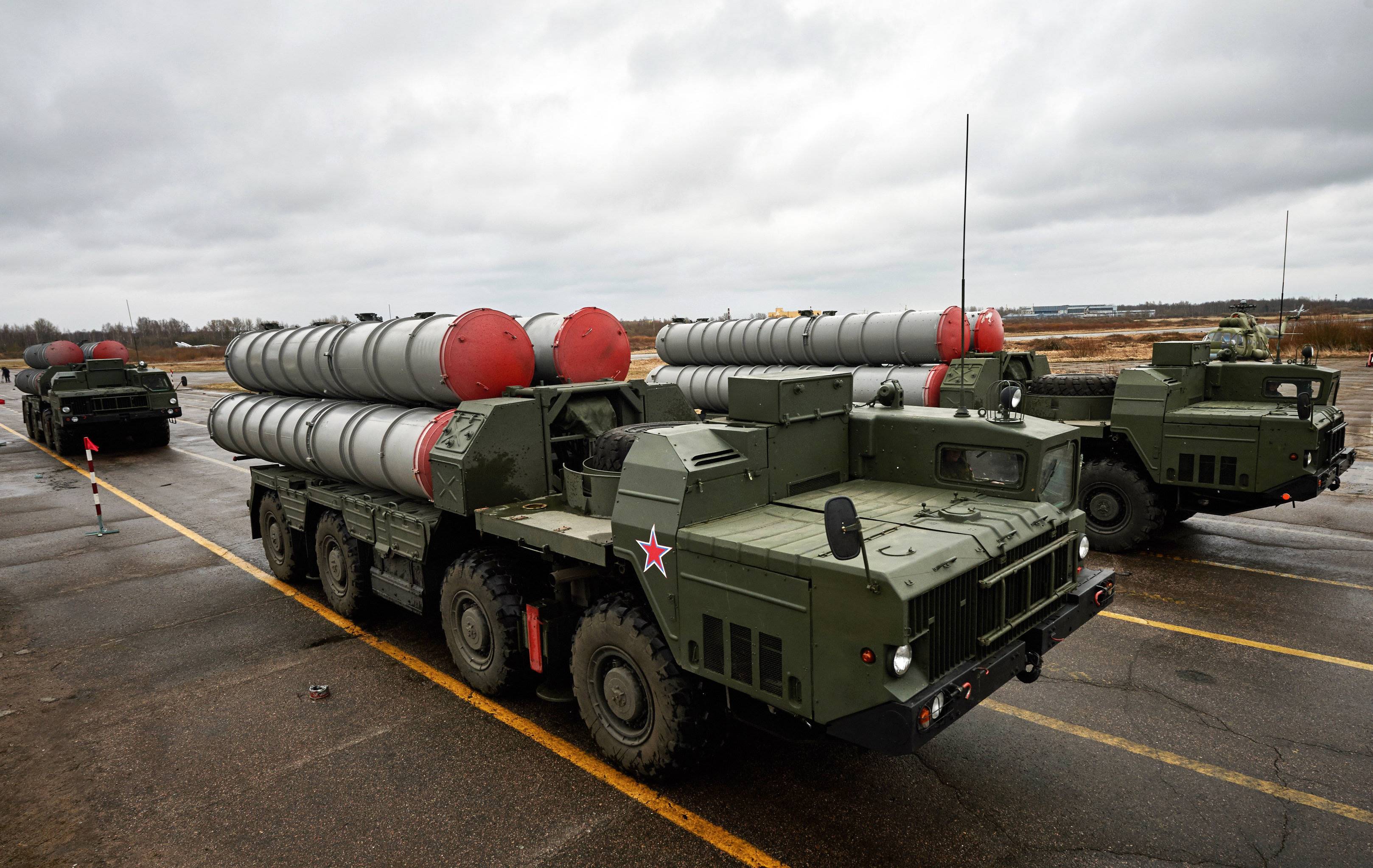 Rusya'dan Suriye'ye S-300 sevkiyatı