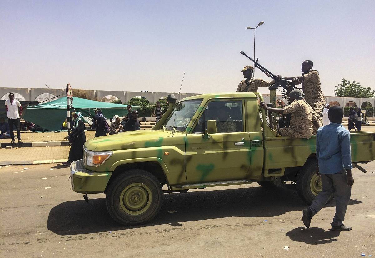 Sudan’da Ordu Yönetime El Koydu