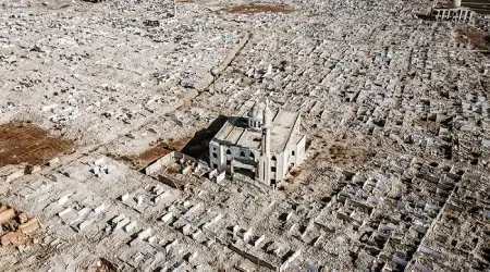 Kendi Halkından Nefret Eden Esed, Harap Olmuş Şehirleri Bile Dozerlerle Dümdüz etti