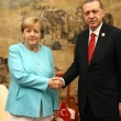 Merkel'den Erdoğan'a Berlin daveti