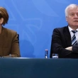 Merkel ve Seehofer sığınmacı konusunda anlaştı