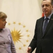 Merkel Türkiye ile 'yapıcı diyalog' arayışında