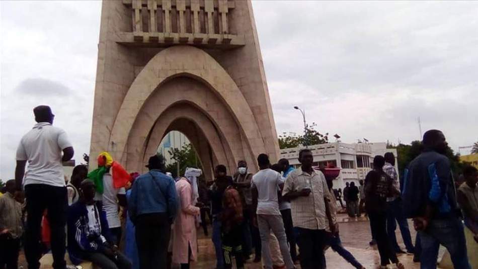 Batı Afrikalı Liderler Mali'de Çözüm Arıyor