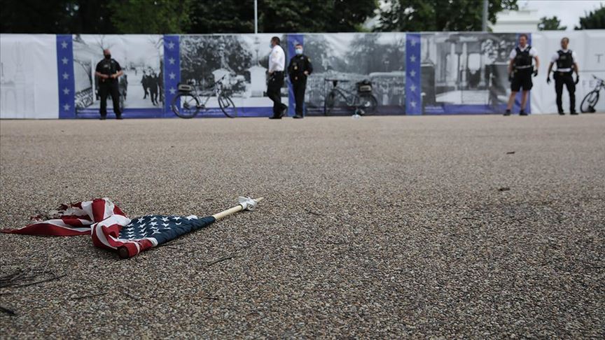 Detroit'te Protestoculara Arazi Aracından Ateş Açıldı: 1 Ölü