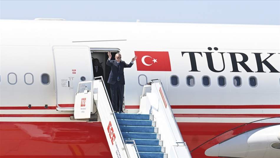 Cumhurbaşkanı Erdoğan, Rusya Devlet Başkanı Putin'in Davetine İcabetle Rusya'ya Gitti