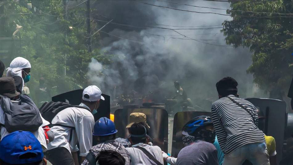 Myanmar'da Ordunun Darbe Karşıtlarına Silahlı Müdahalesi Sonucu Ölenlerin Sayısı 840'a Çıktı