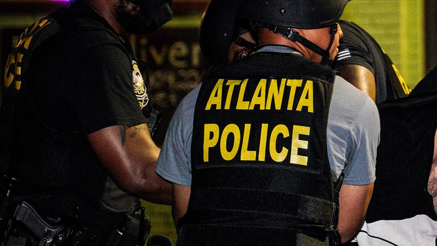 Atlanta Polisinin Bir Siyahiyi Daha Öldürdüğü Görüntüler Ortaya Çıktı