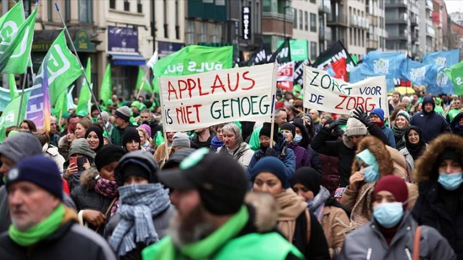 Avrupa'nın Başkentindeki İnsanlar Hayat Pahalılığı Karşısında Protestoya Başladı