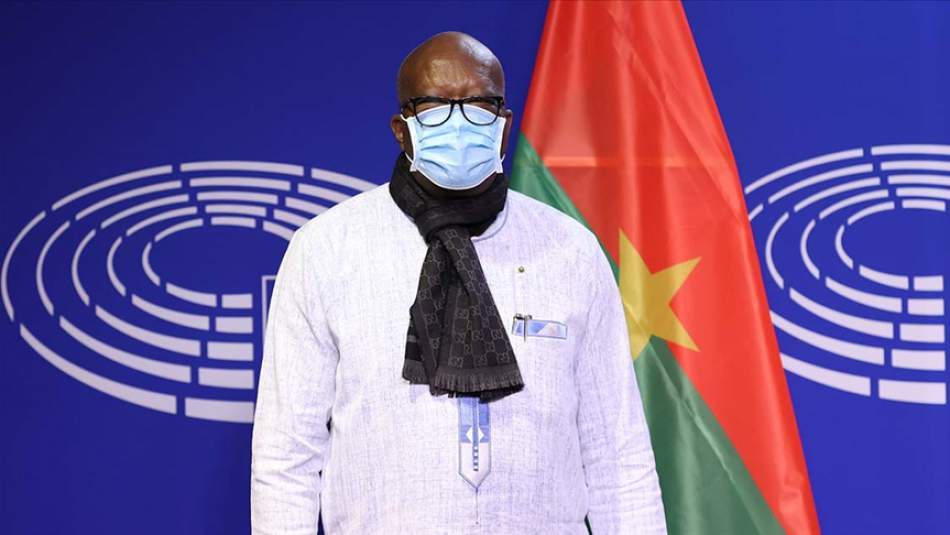 Burkina Faso Cumhurbaşkanı Kabore İstifa Etti