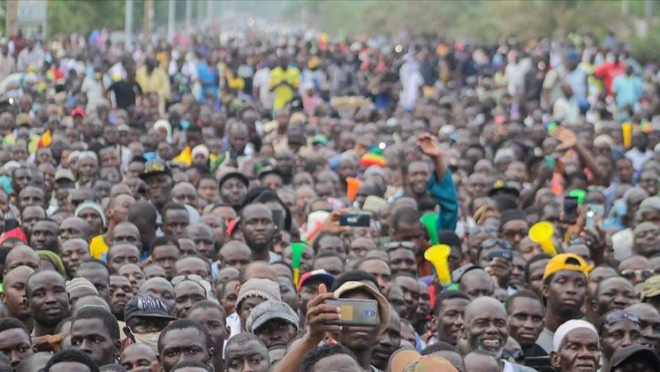 Mali'de Binlerce Kişi Muhalefetin Çağrısıyla Meydanları Doldurdu