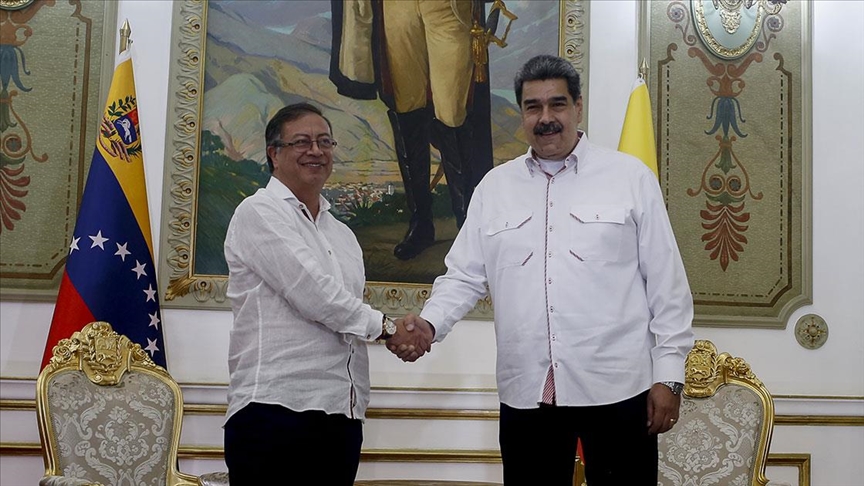 Venezuela Devlet Başkanı Maduro ve Kolombiya Cumhurbaşkanı Petro Bir Araya Geldi