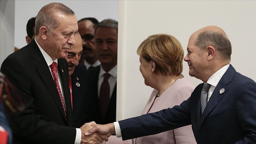 Cumhurbaşkanı Erdoğan, Almanya Başbakanı Scholz’u Kutladı