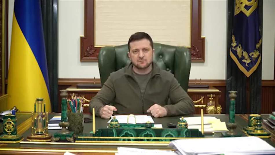 Zelenskiy, Sivillerin Silahlanabilmesine Dair Yasayı İmzaladı