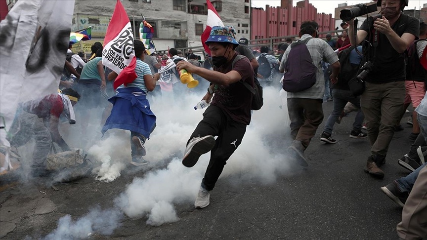 Peru'da Hükümet Karşıtı Protestolarda Çıkan Çatışmalarda Ölenlerin Sayısı 43'e Yükseldi