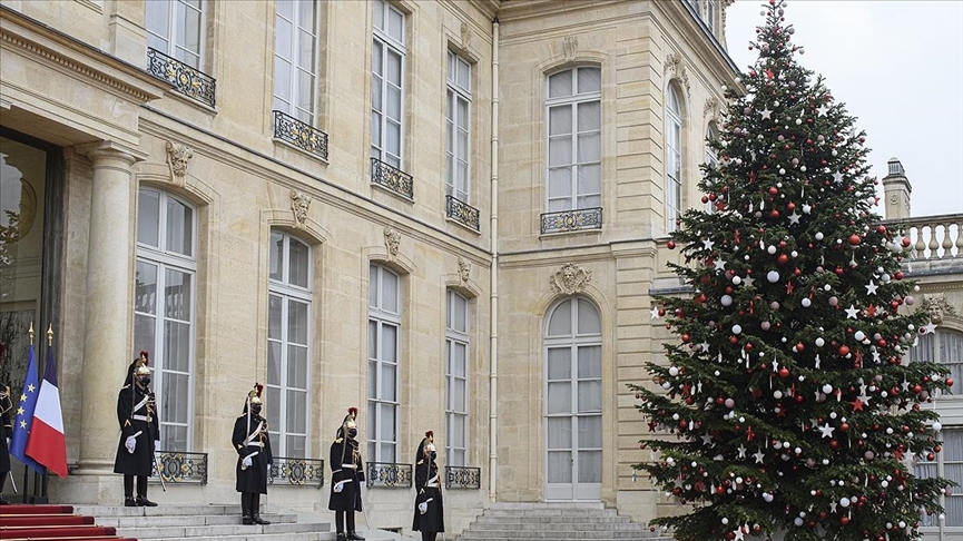 Fransa'da Elysee Sarayı'nda Tecavüz İddiası Üzerine Soruşturma Açıldı