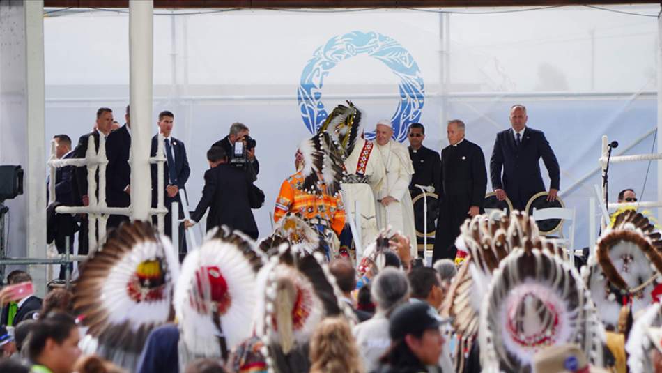 Papa Franciscus, Yatılı Kilise Okullarındaki İstismarlar Nedeniyle Af Diledi