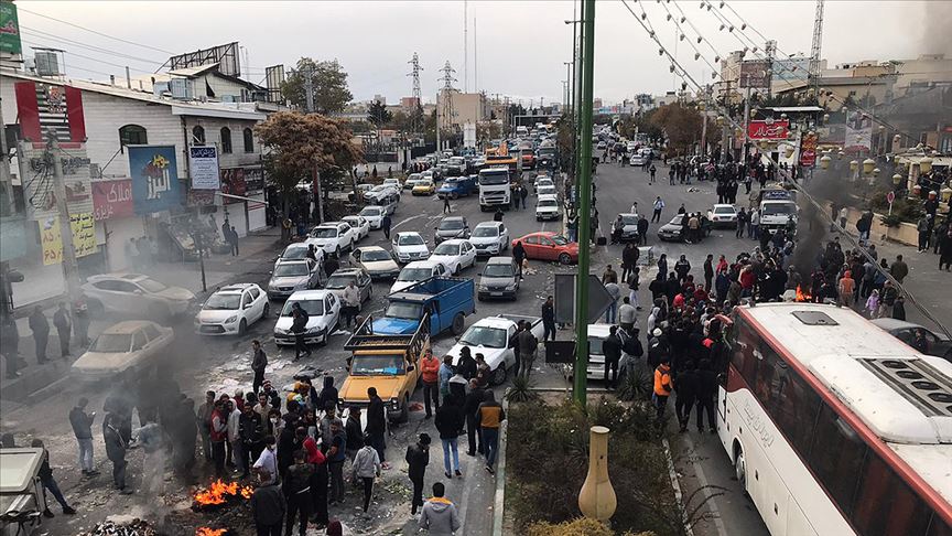 Zaman İran'ın aleyhine işliyor