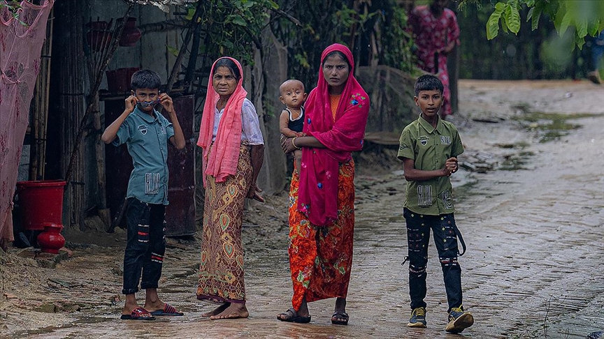 Bangladeş'teki Halk Ayaklanması Sonucunda İktidara Gelen Yeni Hükümet, Arakanlı Müslümanlara Destek Olmaya Devam Ediyor